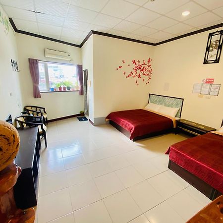 Sunmoonlake Sunflower House Yuchi Bagian luar foto