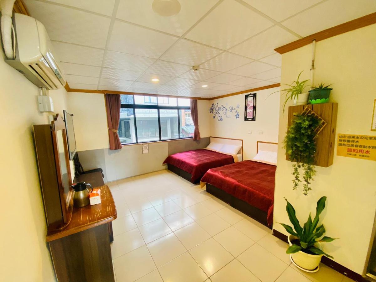 Sunmoonlake Sunflower House Yuchi Bagian luar foto