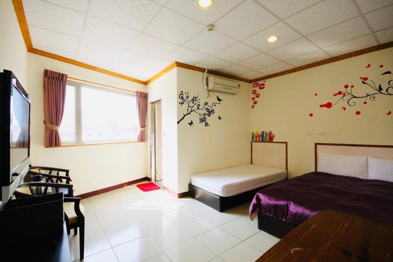 Sunmoonlake Sunflower House Yuchi Bagian luar foto