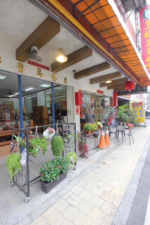 Sunmoonlake Sunflower House Yuchi Bagian luar foto
